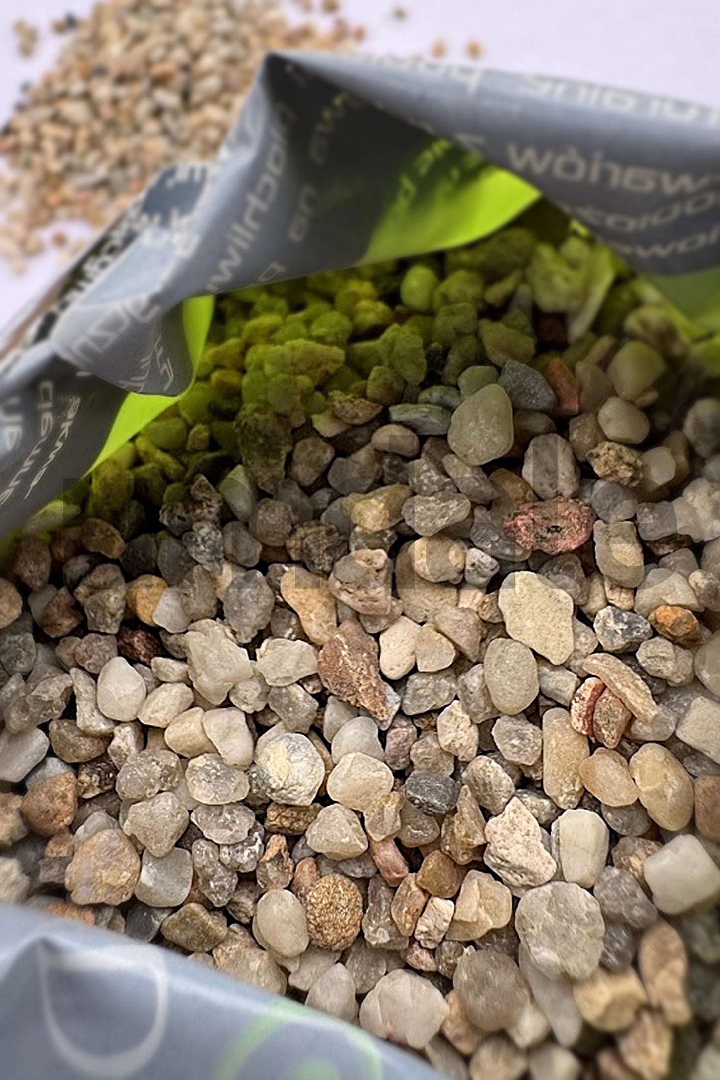 Grava Multicolor de 3/5 mm. (10 kg)