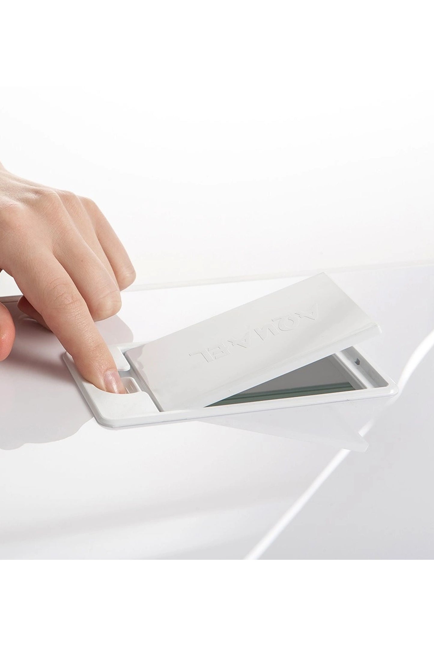 Acuario Optiset 240 litros con mueble Blanco