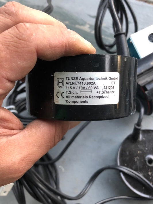 TUNZE - Transformador 20V/65Va 7410.602